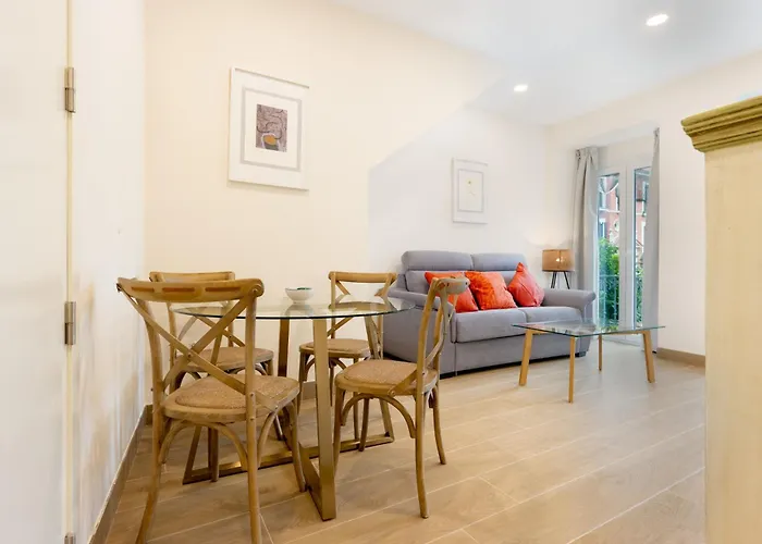Fantastico Apartamento Plaza Del Salvador